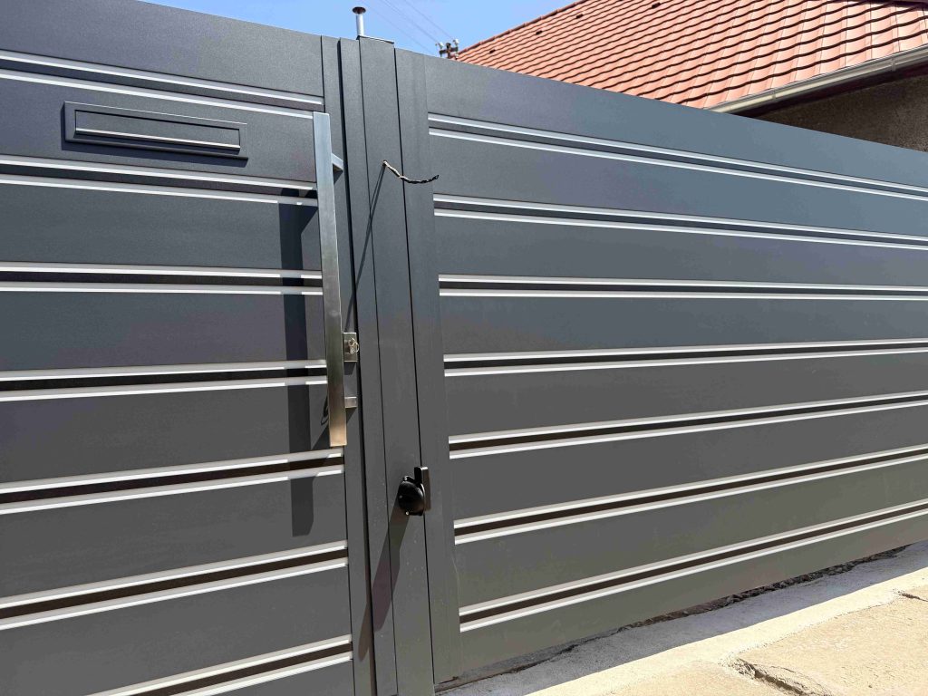 Hliníková farebná brána